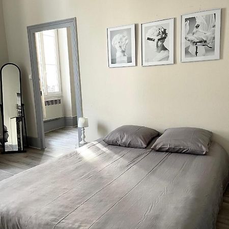 נבר Francois Mitterrand Appartement מראה חיצוני תמונה